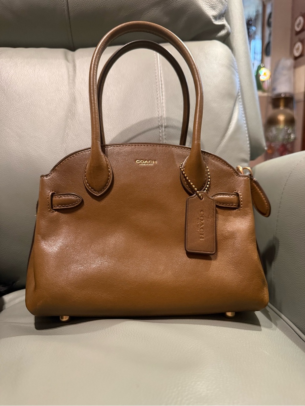 Coach Empire 21